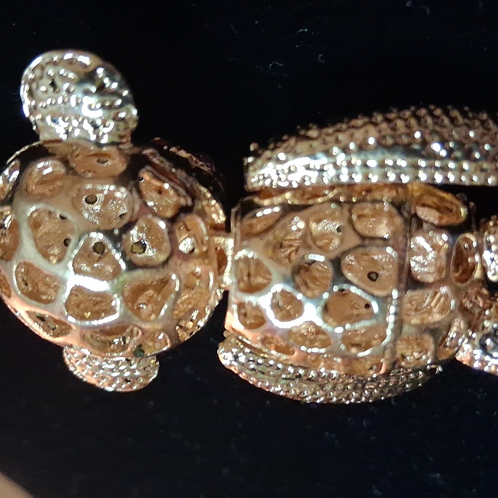 Blingy Keychain Articulated Monkey - Picture 7 of 9
